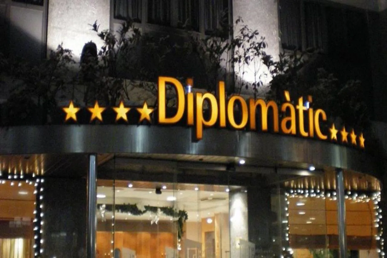 Zenit Diplomatic Hotel Andorra la Vella 4*,